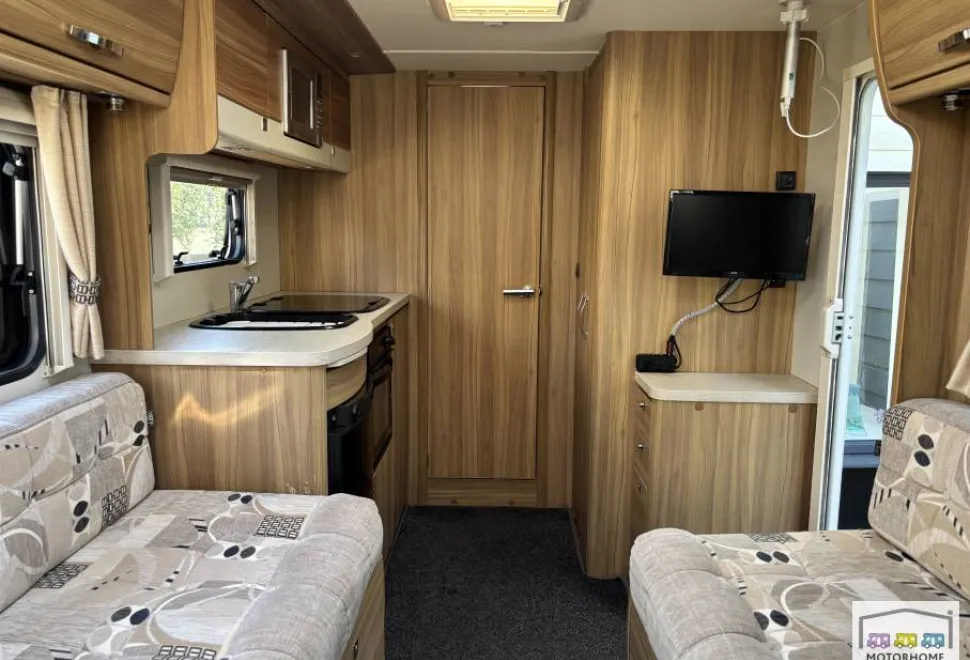 Elddis Majestic 105 2015