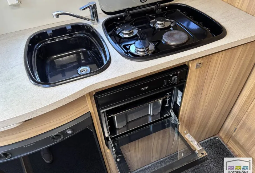 Elddis Majestic 105 2015