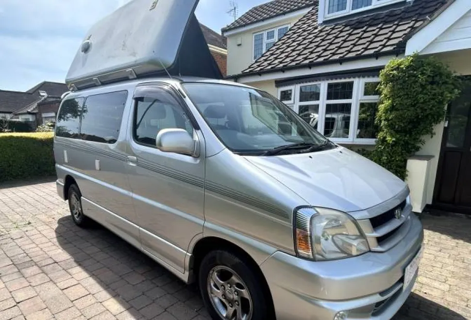 Toyota Hiace Campervan 2002