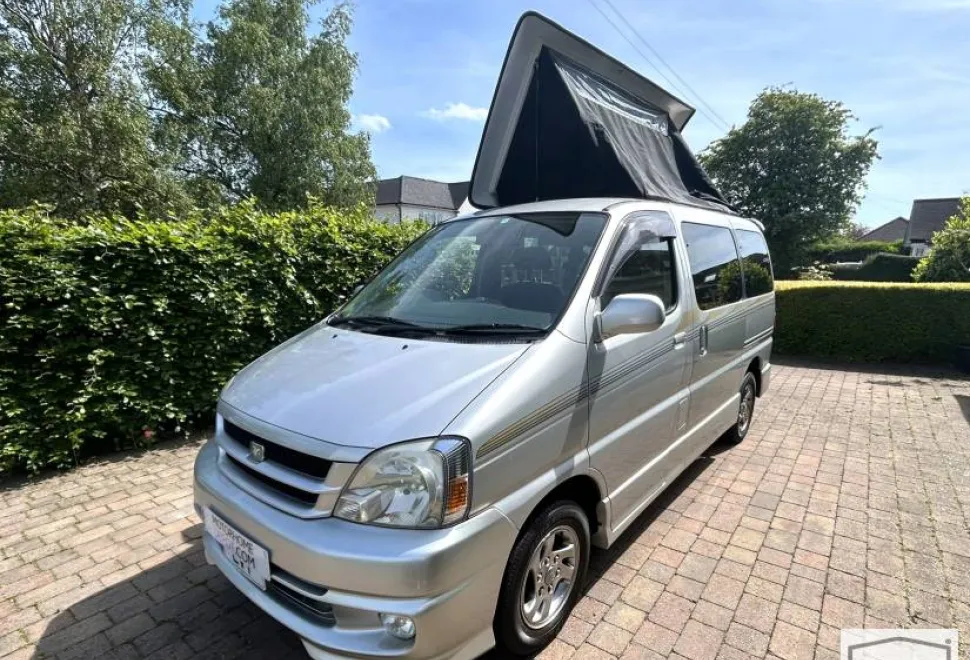 Toyota Hiace Campervan 2002