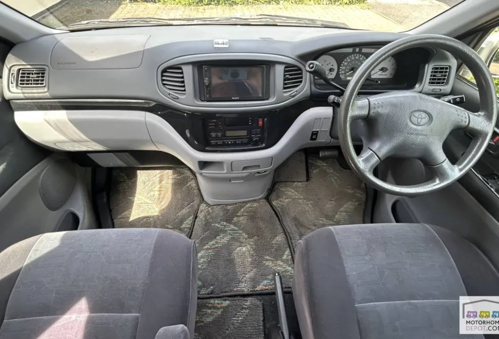 Toyota Hiace Campervan 2002