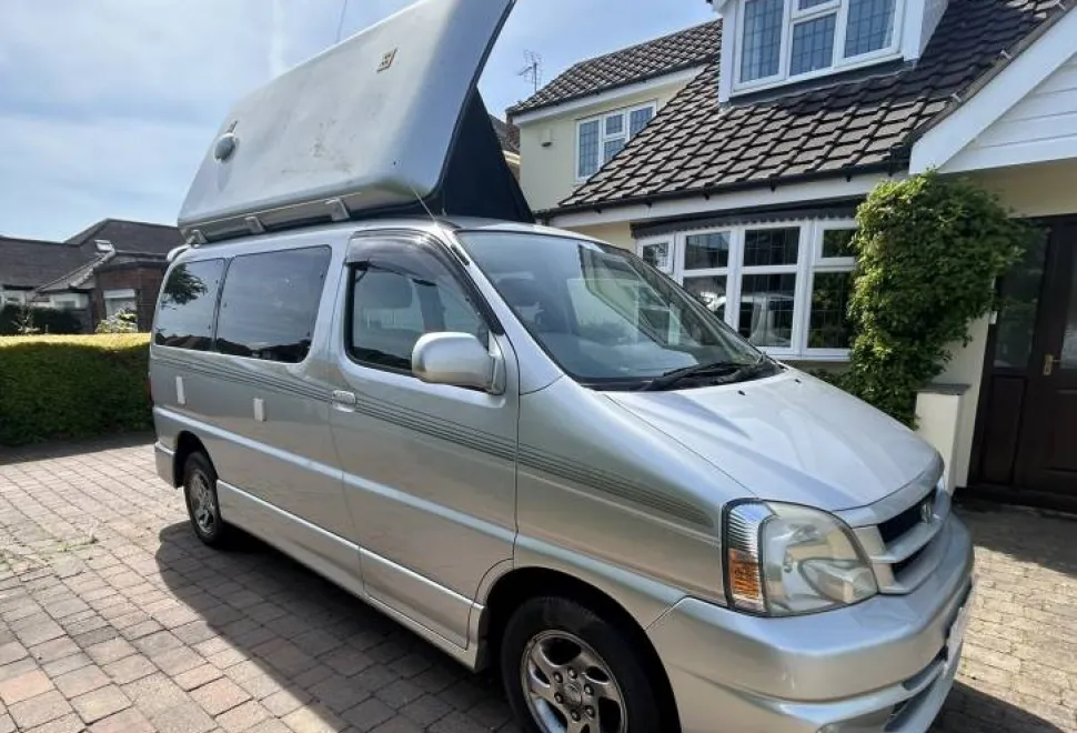 Toyota Hiace Campervan 2002