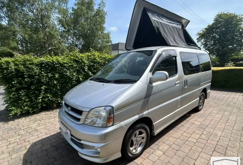 Toyota Hiace Campervan 2002