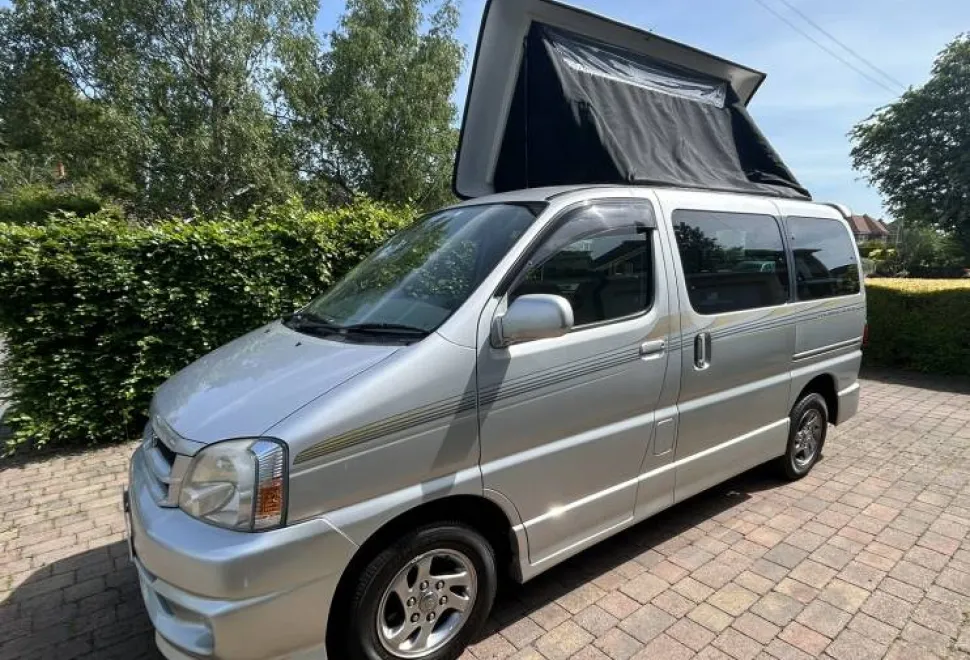 Toyota Hiace Campervan 2002