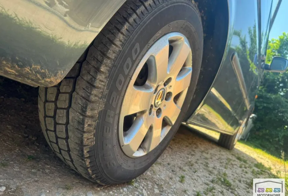 Volkswagen Bilbos  2005
