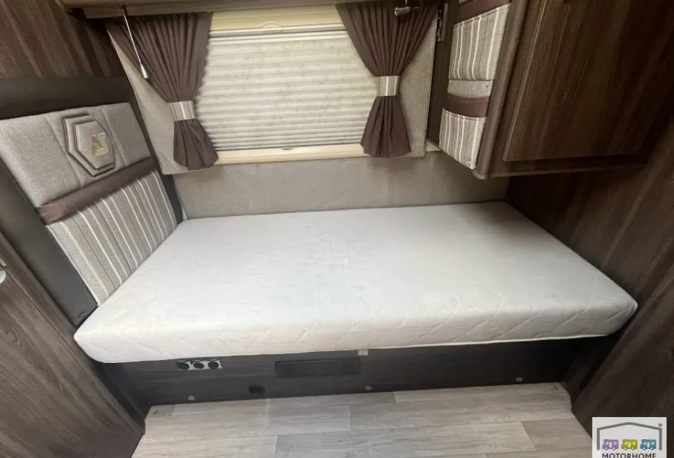 Auto-Sleepers Burford Duo 2016
