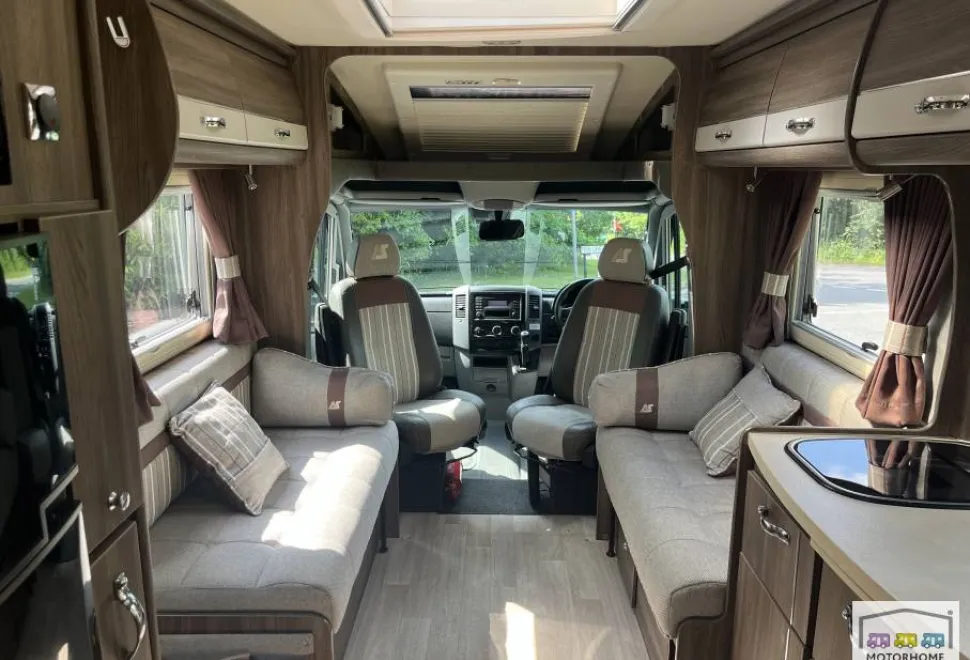 Auto-Sleepers Burford Duo 2016