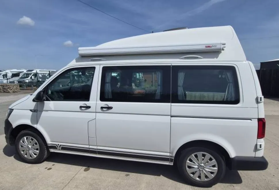 Volkswagen T28 S Line 2016