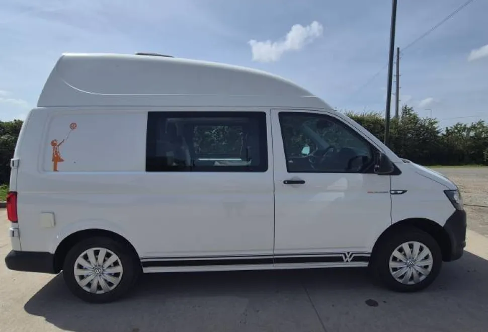 Volkswagen T28 S Line 2016