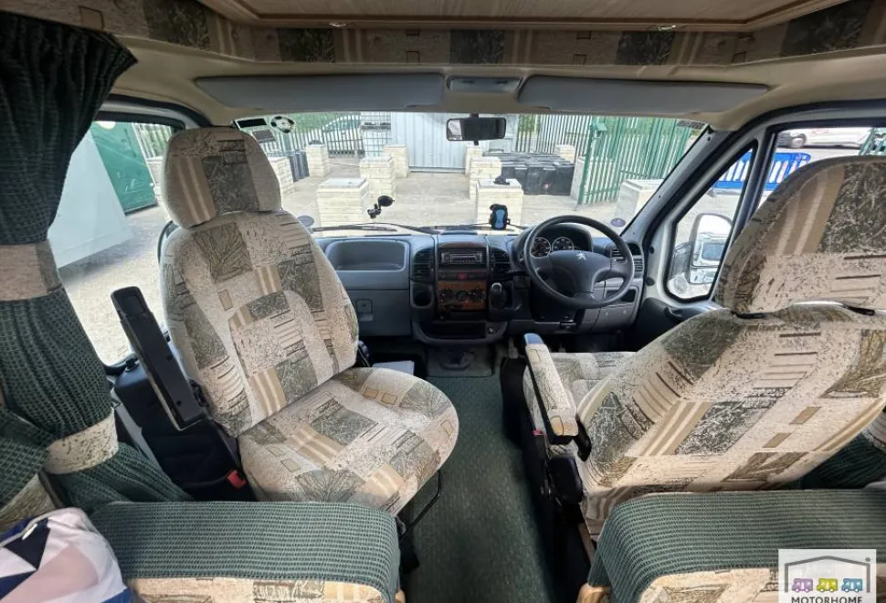 Auto-Sleepers Executive  2005