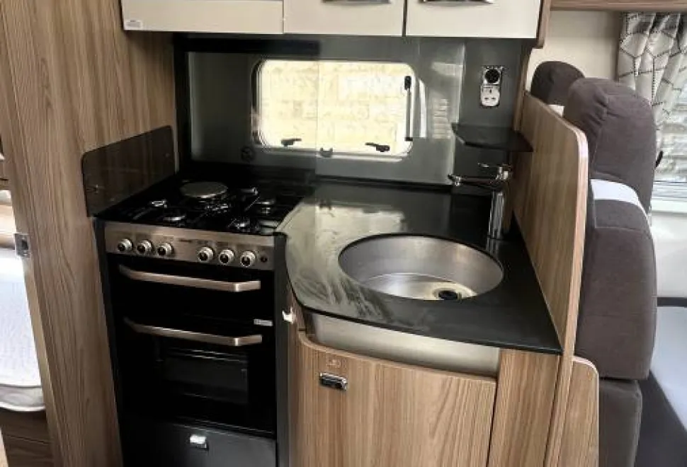 Swift Norden 774 LHD 2020