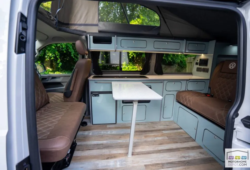 Volkswagen T6.1 Transporter Highline  2024