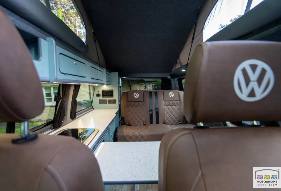 Volkswagen T6.1 Transporter Highline  2024