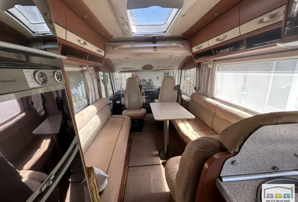 Hymer B544  2011