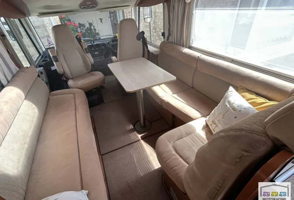Hymer B544  2011