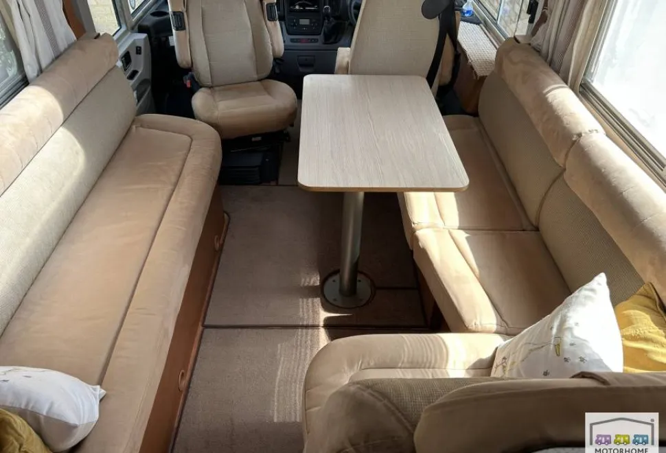 Hymer B544  2011