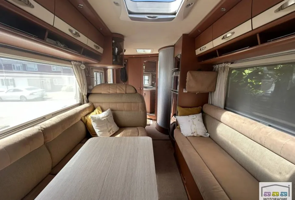 Hymer B544  2011