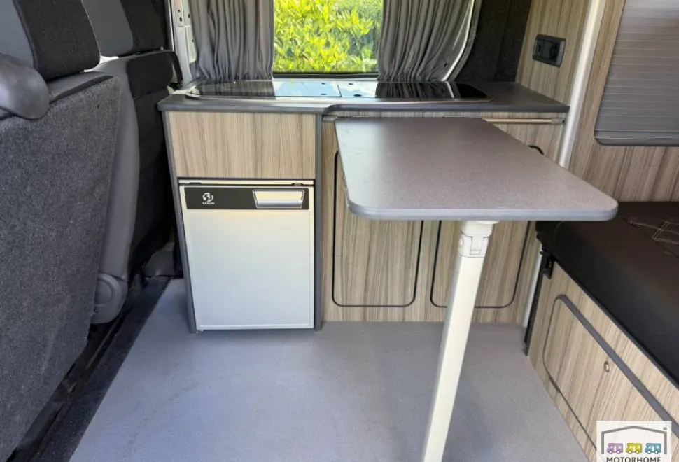 Citroen Dispatch  2012