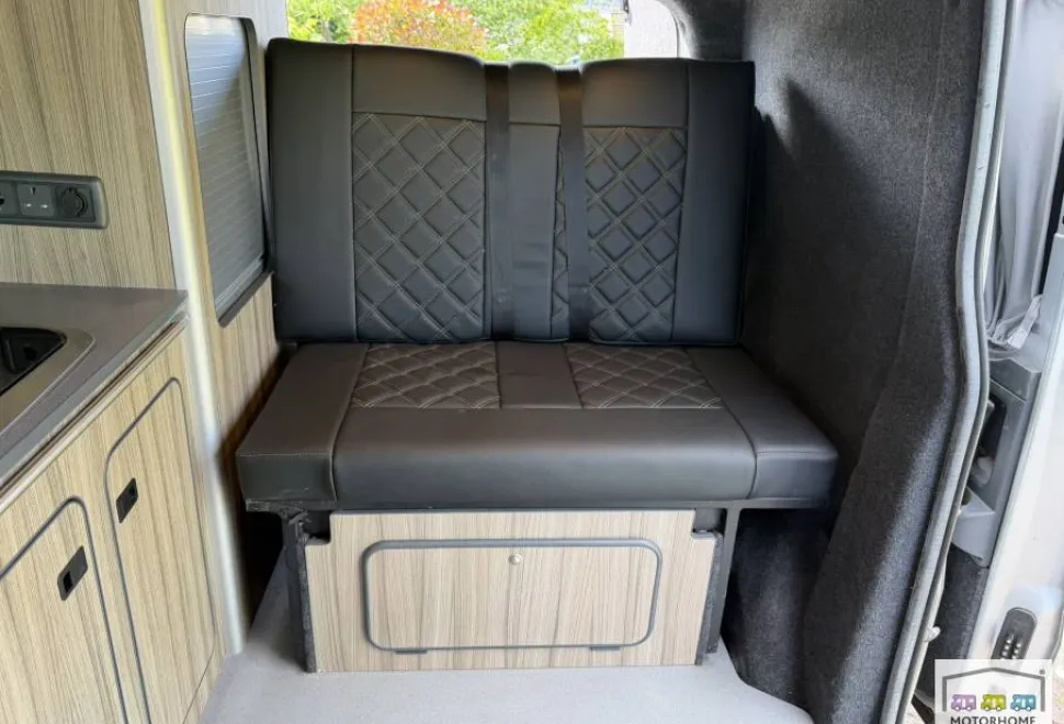 Citroen Dispatch  2012