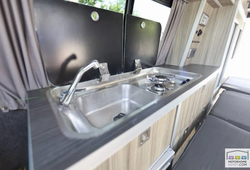 Volkswagen T6 Transporter  Highline 2016
