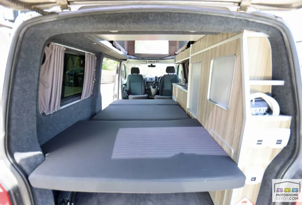 Volkswagen T6 Transporter  Highline 2016