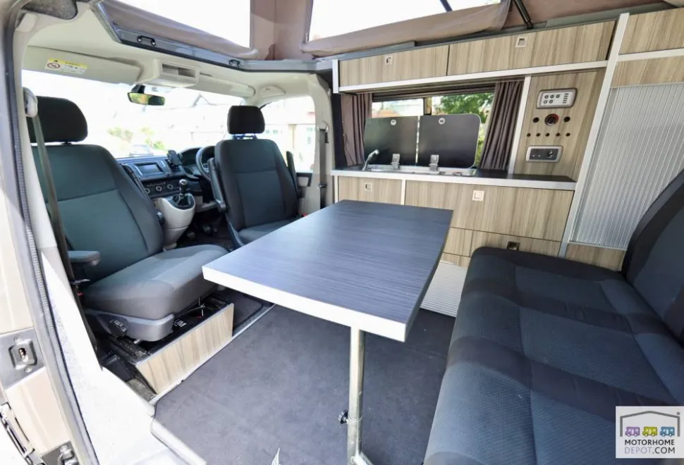 Volkswagen T6 Transporter  Highline 2016