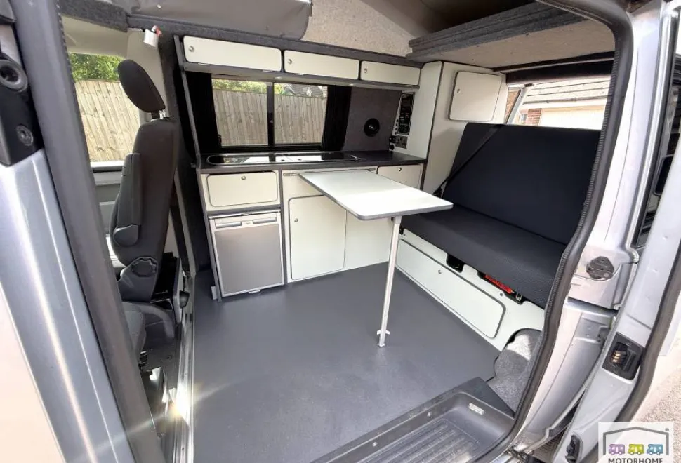 Volkswagen Transporter T28 2018