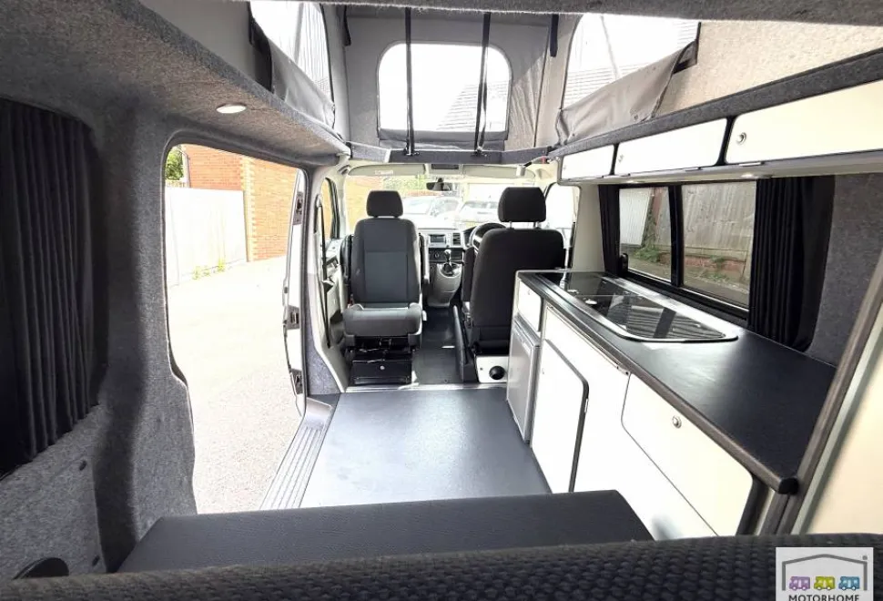 Volkswagen Transporter T28 2018