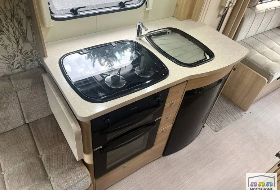 Elddis Sunseeker 195 2016