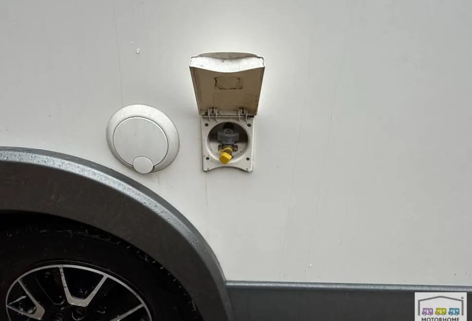 Mobilvetta K-Yacht  Tekno Line 85 2019