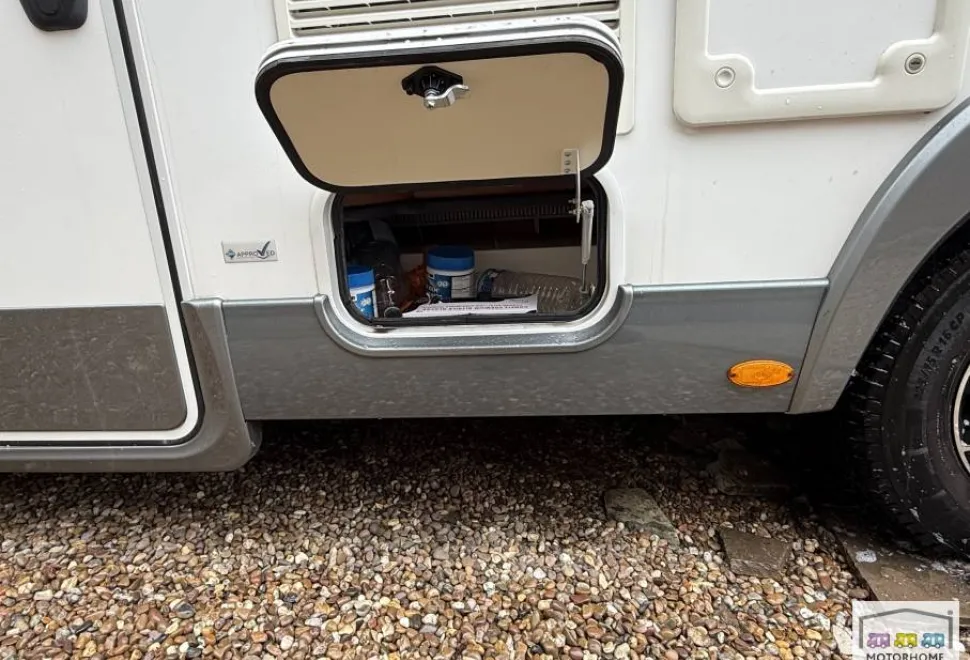 Mobilvetta K-Yacht  Tekno Line 85 2019