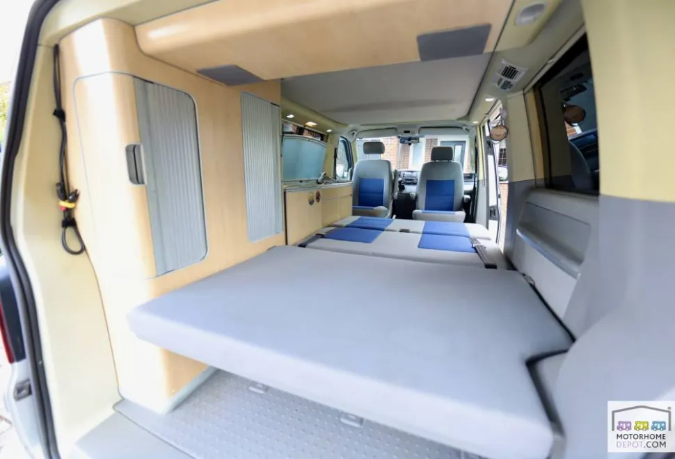Volkswagen California  2006