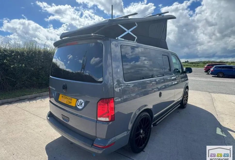 Volkswagen Denby   2021