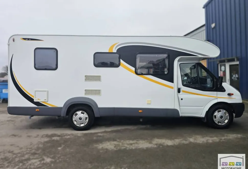 Auto-Trail Tribute 715 2015