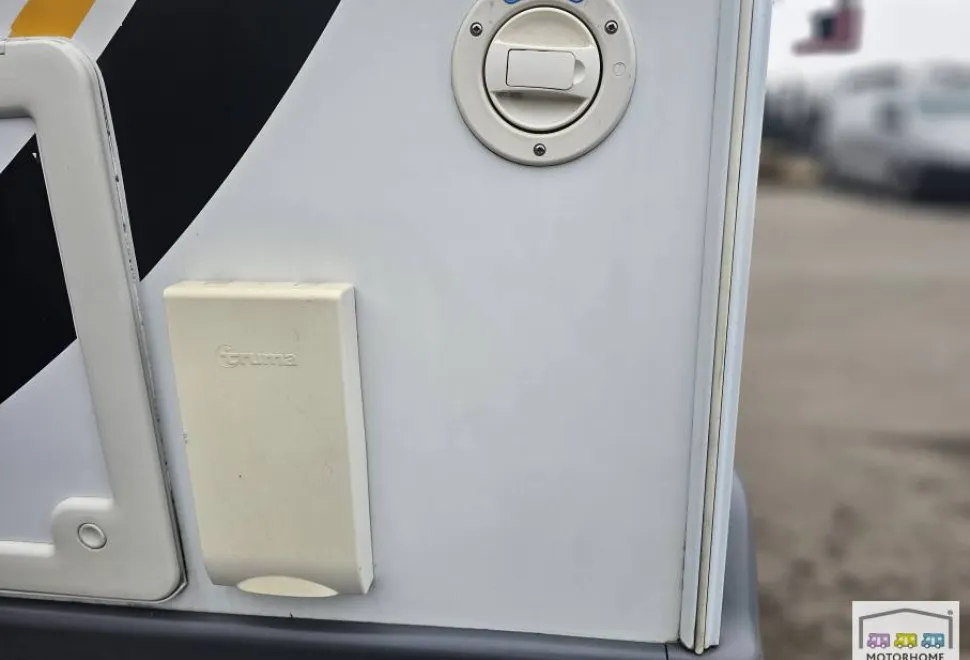 Auto-Trail Tribute 715 2015