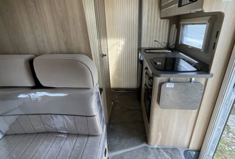 Elddis Autoquest  196 2019