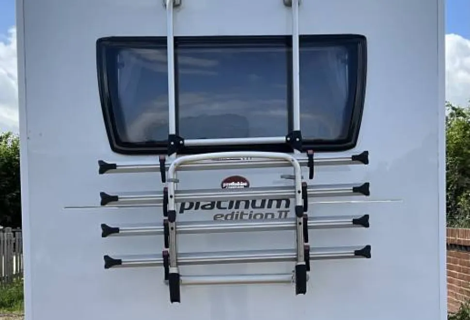 Elddis Autoquest  196 2019