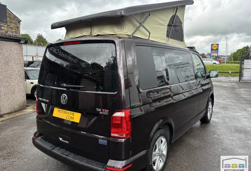 Volkswagen Campervan  2017