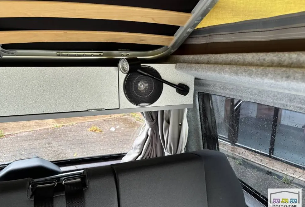 Volkswagen Campervan  2017