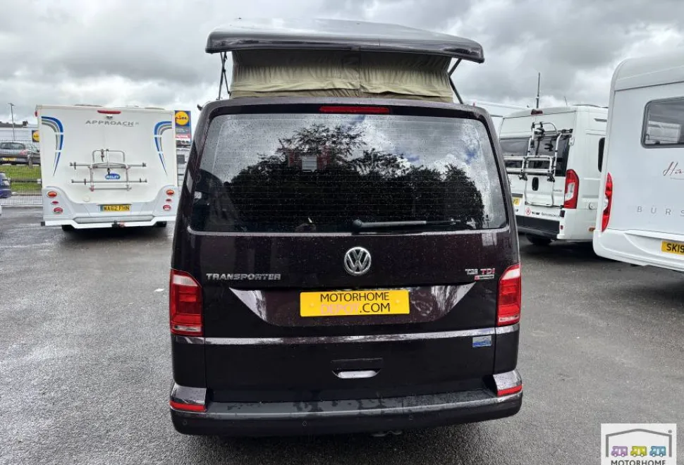 Volkswagen Campervan  2017
