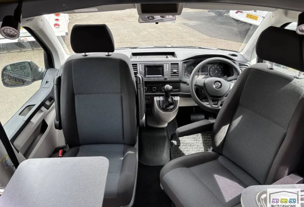 Volkswagen Campervan  2017