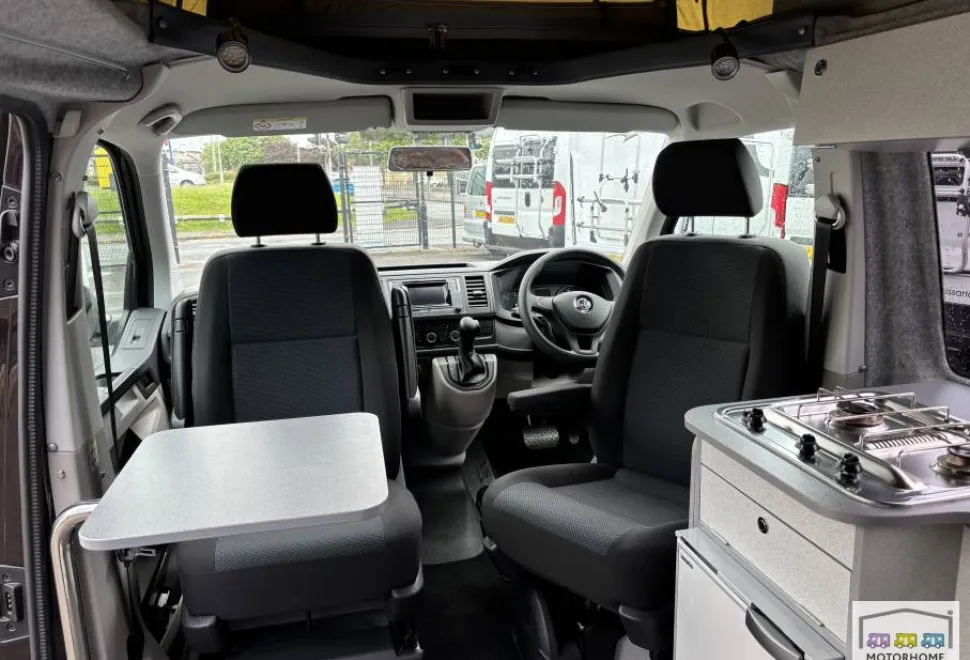 Volkswagen Campervan  2017