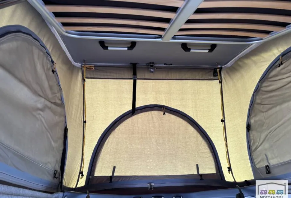 Volkswagen Campervan  2017
