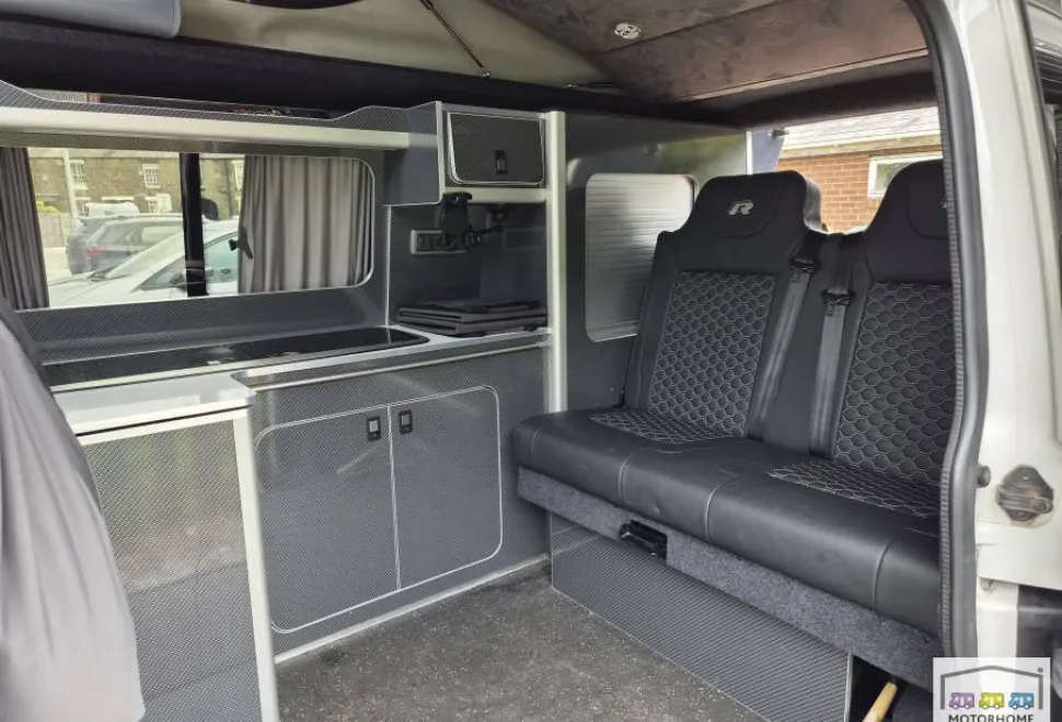 Volkswagen T6 Transporter  Startline Campervan 2016