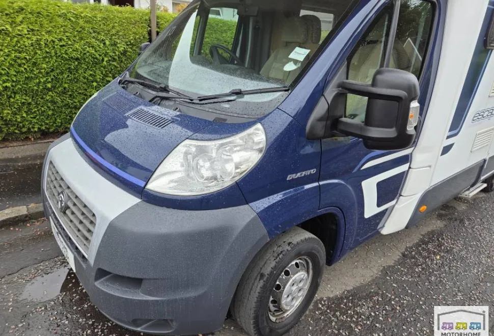 Swift Escape 686 2010