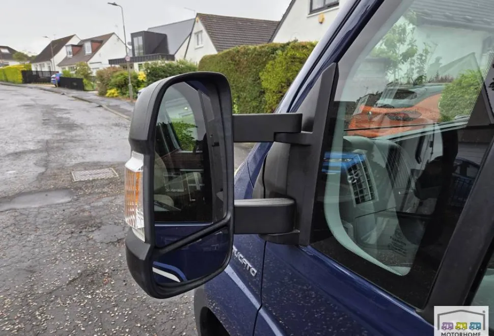 Swift Escape 686 2010