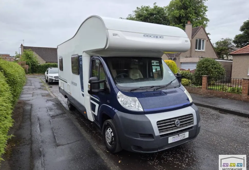 Swift Escape 686 2010
