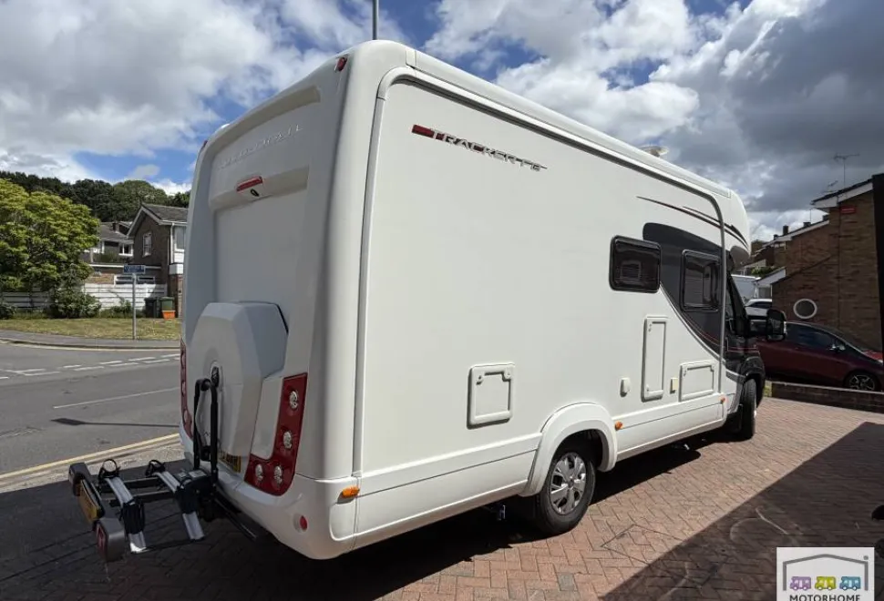Auto-Trail Tracker FB 2018