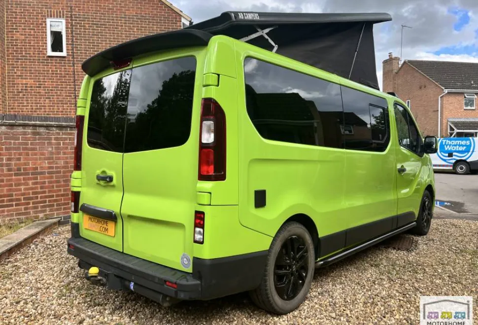 Renault Trafic LL29 Sports Energy DCi 2015