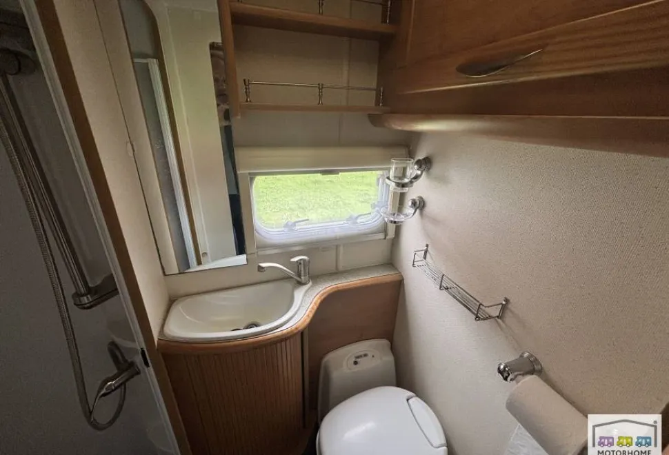 Auto-Trail Apache 700 2004
